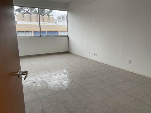 Edificio De Oficinas Venta En Prado Churubusco, Coyoacán