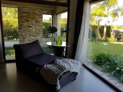Imagen 23 de 25 de Bajo De Precio La Isla - Casa Venta Usd 1.950.000