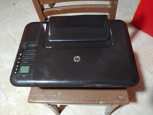Impresora Multifunción A Color Hp Deskjet 3050 Con Wifi 127v Negro (Usado)
