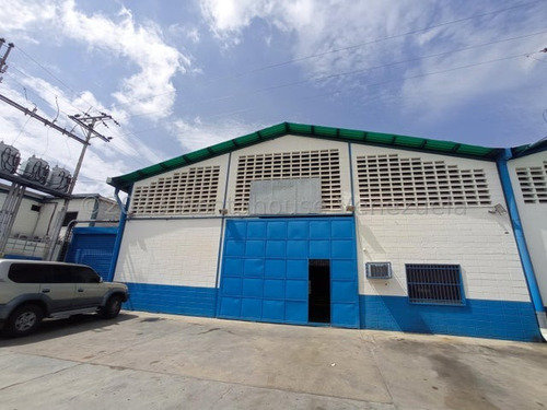 Galpón Industrial En Venta La Providencia, Intercomunal Turmero 24-3931 Hc
