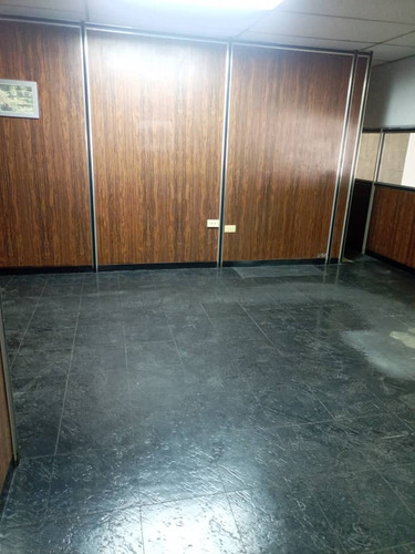 Imagen 4 de 30 de Alquiler De Planta Comercial En Edificio Boleita Sur
