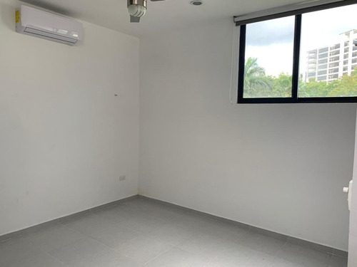 Imagen 19 de 23 de Casa Tipo Town House En Venta, Montebello, Mérida, Yucatán
