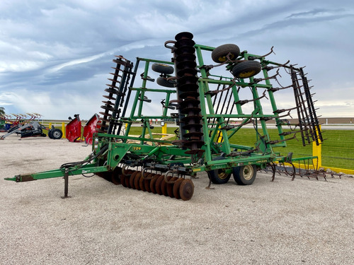 Cultivador Finalizador De Campo Jhon Deere 726