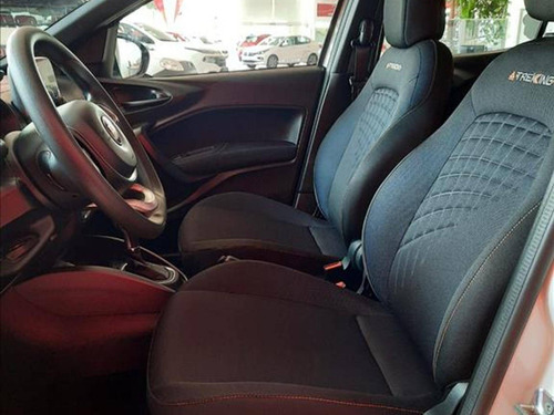 Imagem 6 de 10 de Fiat Argo 1.3 Firefly Flex Trekking Manual