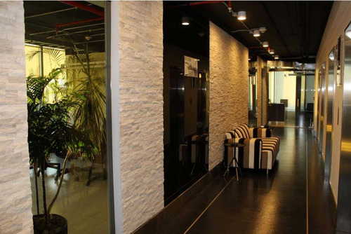 Venta De Oficinas 210 M2 , Piso 16, . Estacionamientos 8