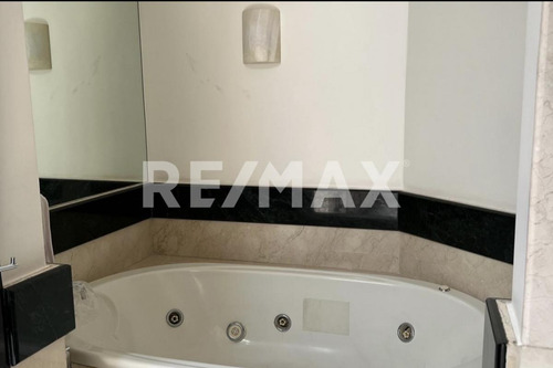 Imagen 21 de 30 de Casa En Venta Jardines Del Pedregal - (2)