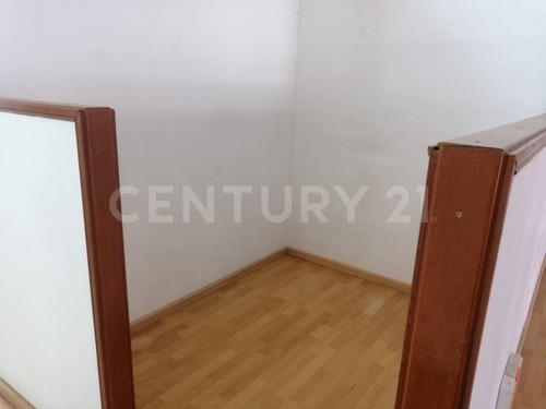 Locales En Renta En Exclusiva Torre En Metepec