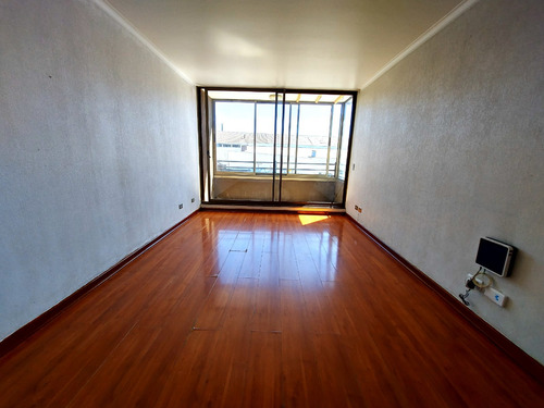 Se Vende Departamento En Aníbal Pto Con Ejército. Concepción