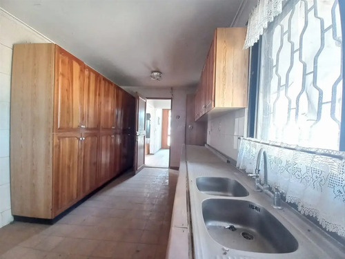 Parcela En Venta Con Casa De 2 Pisos En Colina. Condominio