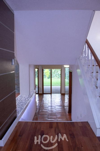 Casa En San Jerónimo Lídice, La Magdalena Contreras Con 3 Habitaciones