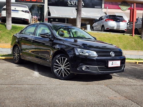 Volkswagen Jetta 2.0 TSI HIGHLINE 211CV GASOLINA 4P TIPTRONIC