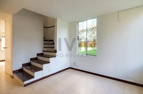 Casa Unifamiliar En Unidad Cerrada