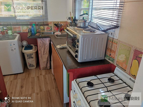 Imagen 3 de 25 de Casa - La Plata De Dos Dormitorios ,sobre Un Lote De 12x 30