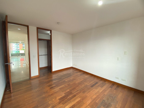 Apartamento En Arriendo En Santa Maria De Los Angeles. Cod A776166