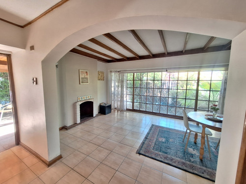 Casa De 1 Piso En Pje. Abierto. A Pasos Bilbao Cod. 41074
