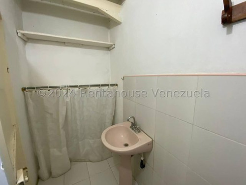 Jean Pavon Tiene Excelente Local Galpón En Alquiler En El Este De Barquisimeto Lara 1 1 9 2 4