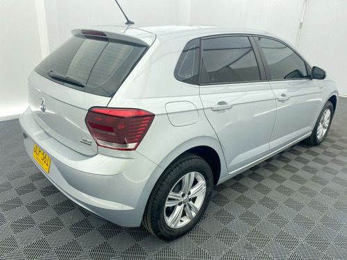 Volkswagen Polo COMFORTLINE 1.6