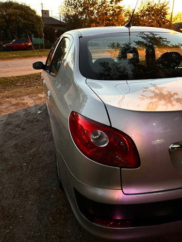 Peugeot 207 1.6 Xt
