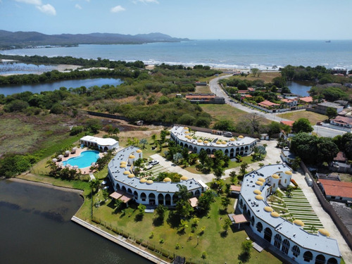Venta Excelente Apartamento En Puerto Encantado Shaboo Laguna Higuerote