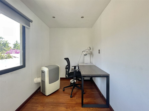 Casa En Arriendo De 3 Dorm. En Vitacura