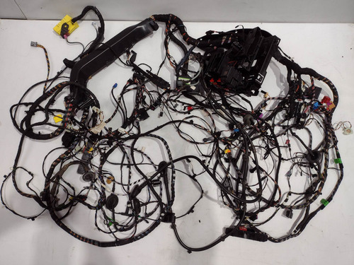 Imagem 2 de 9 de Chicote Interno Caixa Fusível Teto Jetta Tsi 2019 Original