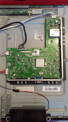 Imagen 3 de 8 de Tv Cyberlux 32cxled 32g Hd, Fuente, Maind, Leds, Etc