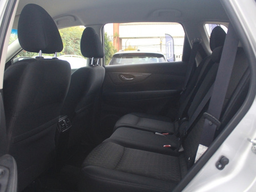 Nissan X-Trail CVT 2.5 AT