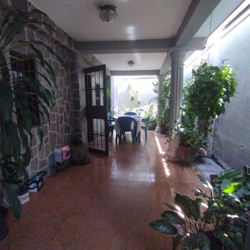 Ns Vende Casa En La Urb.román , Sector Santa Ines , La Morita Ii. Maracay