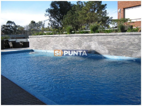 Imagen 20 de 24 de Playa Mansa, 2 Dormitorios Con Todos Los Servicios