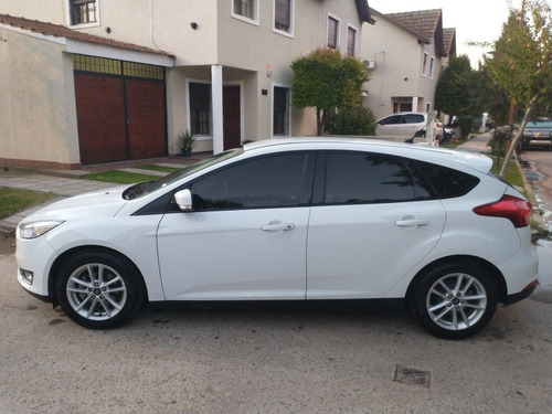 Ford Focus S 1.6 16 V Hatchback