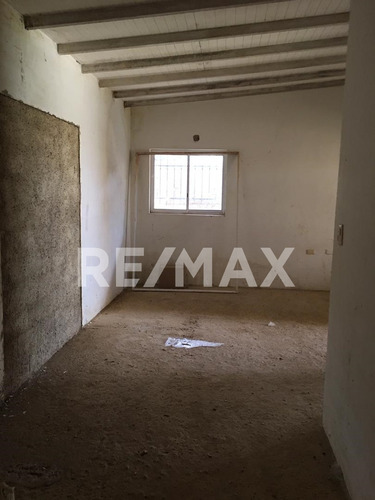 Imagen 7 de 8 de Se Vende Casa En Obras Gris En Lomas Del Bosque, Tipuro
