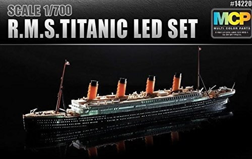 Academy 14220 1/700 R.m.s Juego De Leds Titanic