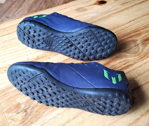 Botines Adidas De Futbol Infantil Talle 35 Y Medio (Usado)