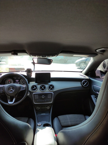 Imagem 10 de 15 de Mercedes-benz Classe Cla 2016 1.6 Urban Turbo Flex 4p