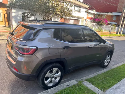 Jeep Compass 2.4 Sport 4x2