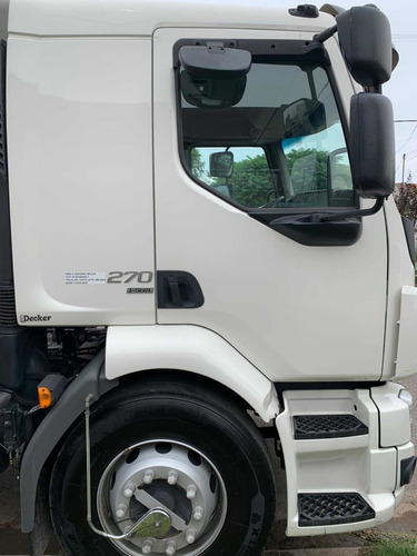 Volvo Vm270r
