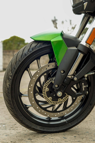 Bajaj Dominar 400 Ug