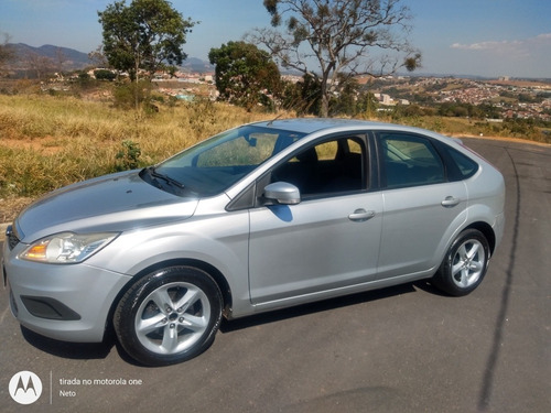 Ford Focus 1.6 Gl Flex 5p 2010