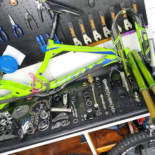 Imagem 2 de 9 de Manutenção/revisão Suspensão, Shock E Bike De Mtb