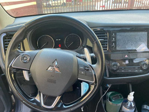 Imagem 10 de 11 de Mitsubishi Outlander 2.0 16v 160cv