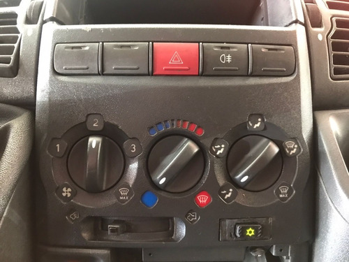 Imagem 10 de 12 de Ducato Boxer 2.8 Furgão Teto Alto Com Ar Condicionado