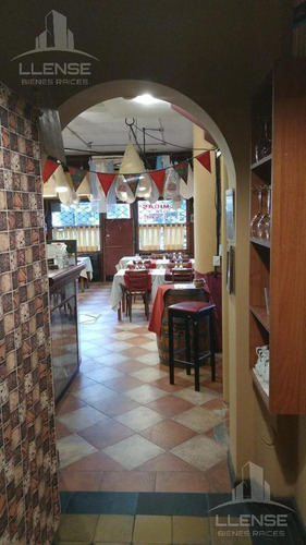 Imagen 13 de 24 de Local Comercial Esquina En Quilmes Centro Con 3 Departamentos 2amb En Planta