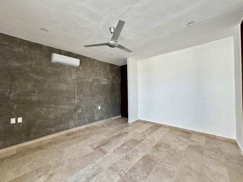 Townhouse En Venta En Temozón Norte En Merida Yucatán.