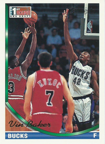 Barajita Vin Baker Rookie Card Topps Gold 1993 #306 Bucks