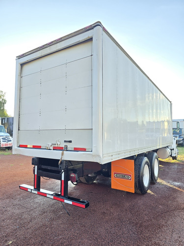 Freightliner M2 Torton 2013 Rabon