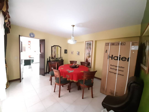Imagen 6 de 10 de La Trinidad Sureste Casa En Venta Precio Ref. 180.000neg