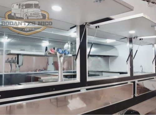 Imagen 10 de 25 de Food Truck Rodantes Nico