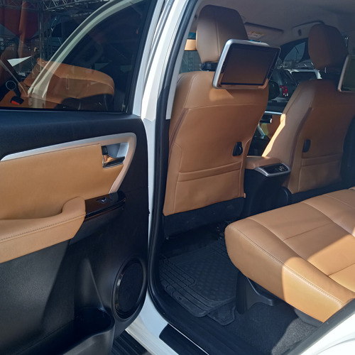 Toyota Fortuner Dubai 4.0