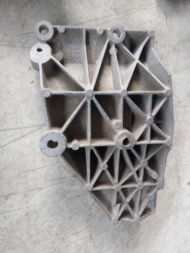 Base Soporte De Alternador Touareg 04-08 # 24 (Usado)