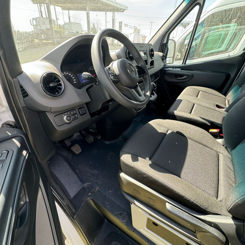Mercedes-Benz Sprinter 311 CDI Street Furgón L 3665 TN V2